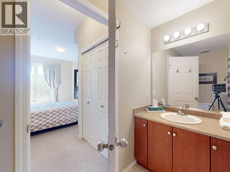 1312-1875 Country Club Drive, Kelowna, BC, V1V 2W7 - 34