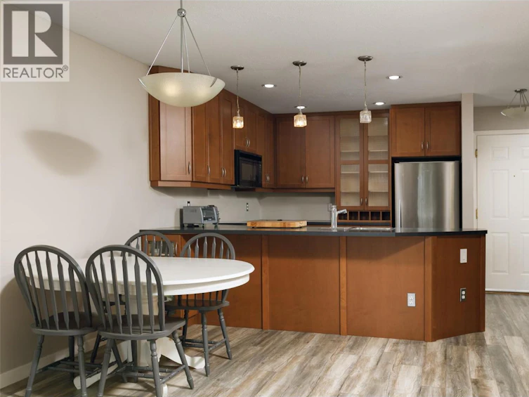 313-400 Sutton Crescent, Kelowna, BC, V1V 1Y3 - 7