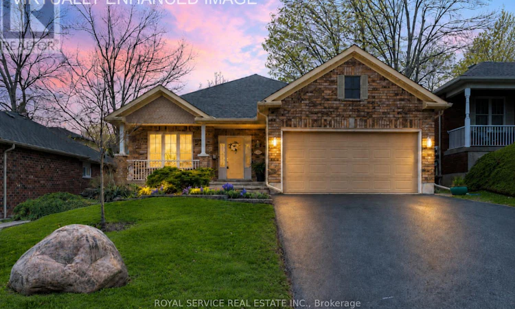 1061 Silverdale Road