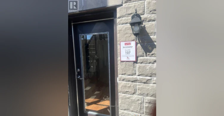 107-15100 Yonge Street S, Aurora, ON, L4G 4C8