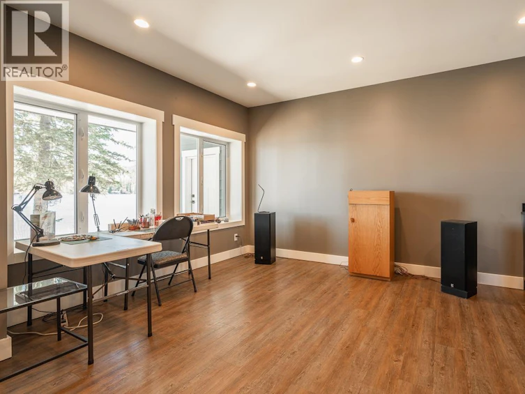 7922 Dean Road, Bridge Lake, BC, V0K 1X2 - 26
