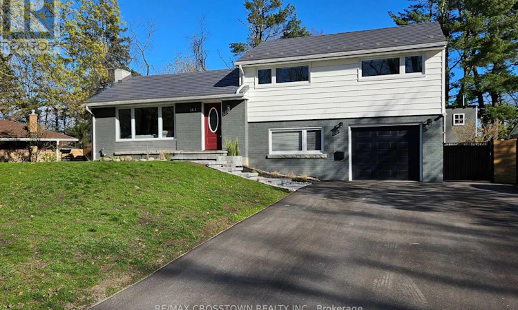 11 Castle Drive