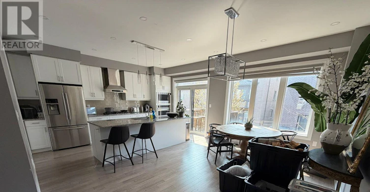 9 Vaudeville Drive, Toronto, ON, M8W 0B5 - 8