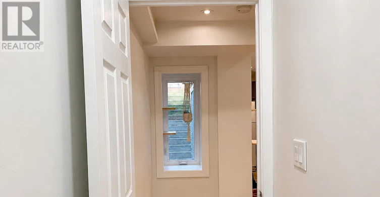 LOWER-79 Niagara Street, Toronto, ON, M5V 1C3 - 8