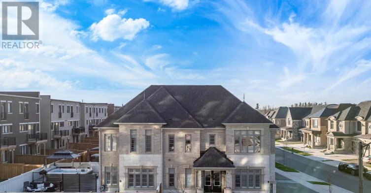 1504 Yellow Rose Circle, Oakville, ON, L6M 5L3 - 2