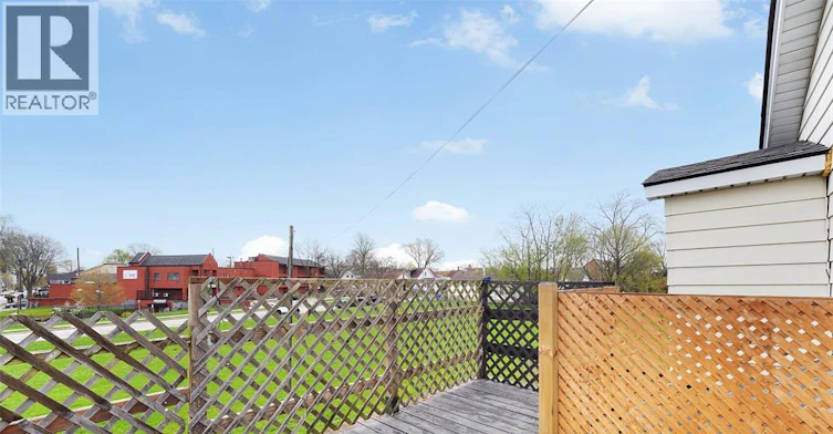 655 Chatham Street East, Windsor, ON, N9A 2X5 - 2