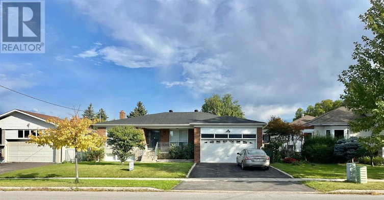 LOWER-94 Pleasant View Drive, Toronto, ON, M2J 3R1