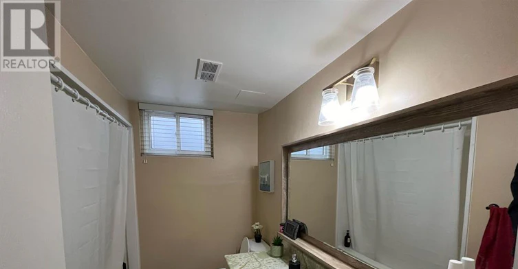 LOWER-94 Pleasant View Drive, Toronto, ON, M2J 3R1 - 7
