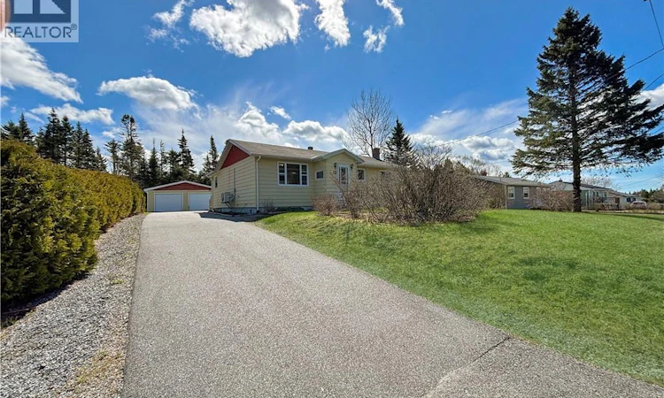 42 Churchland Road