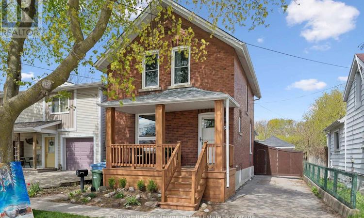 30 Huron Street