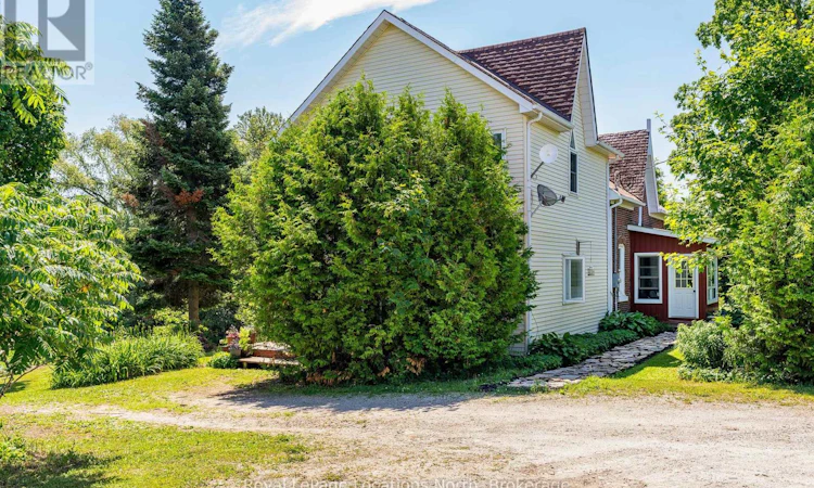 138237 Grey 112 Road Road