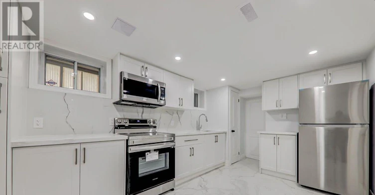 BSMT-45 Blaisdale Road, Toronto, ON, M1P 1V9