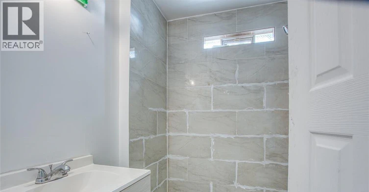 UPPER-478 Rosedale Avenue, Windsor, ON, N8X 1X6 - 12