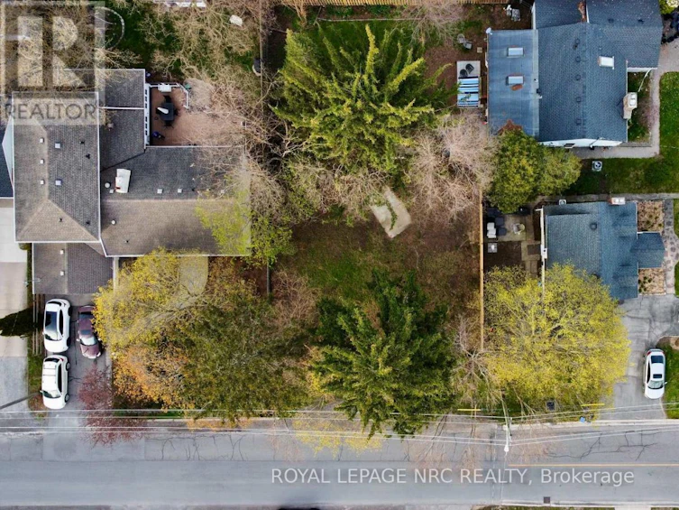 2A Corbett Avenue, St. Catharines, ON, L2N 5M4