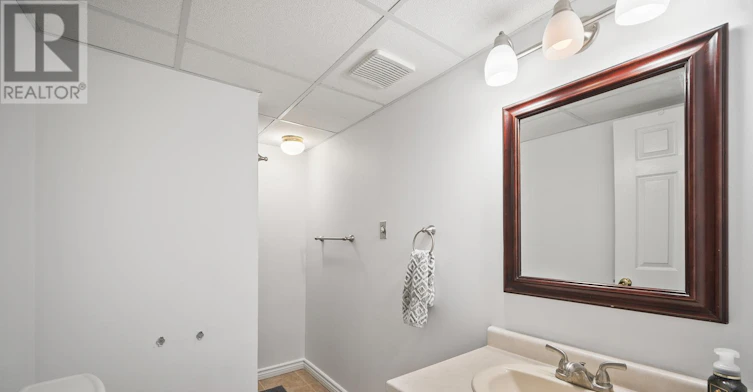 11 Penton Drive, Barrie, ON, L4N 7A3 - 23