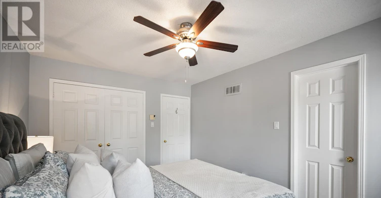 11 Penton Drive, Barrie, ON, L4N 7A3 - 15