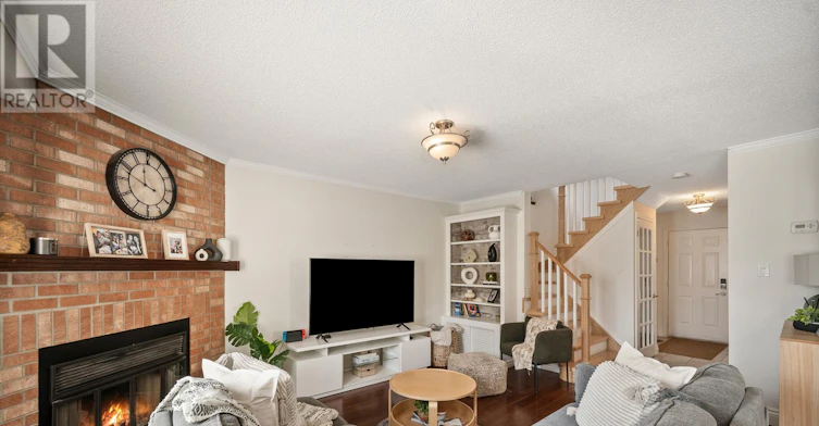11 Penton Drive, Barrie, ON, L4N 7A3 - 5