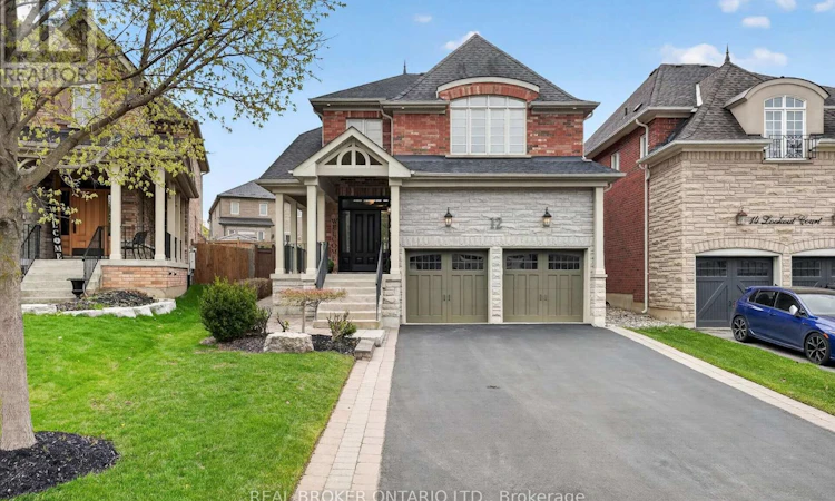 12 Lookout Court