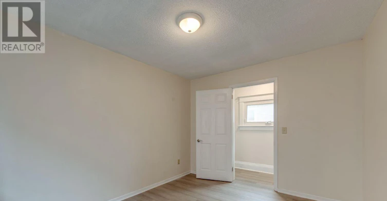 2 UPPER-576 Ossington Avenue S, Toronto, ON, M6G 3T5 - 14