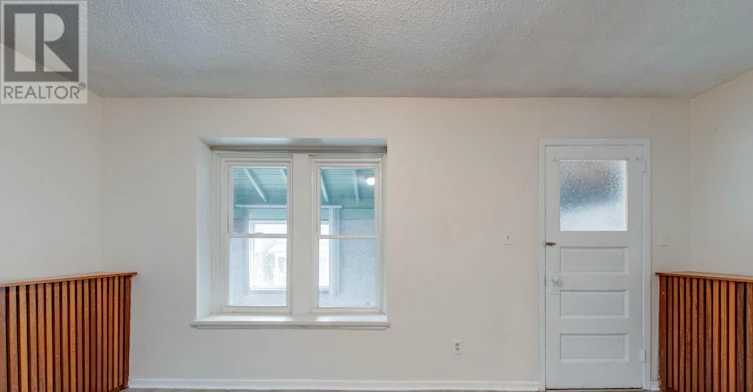 2 UPPER-576 Ossington Avenue S, Toronto, ON, M6G 3T5 - 27