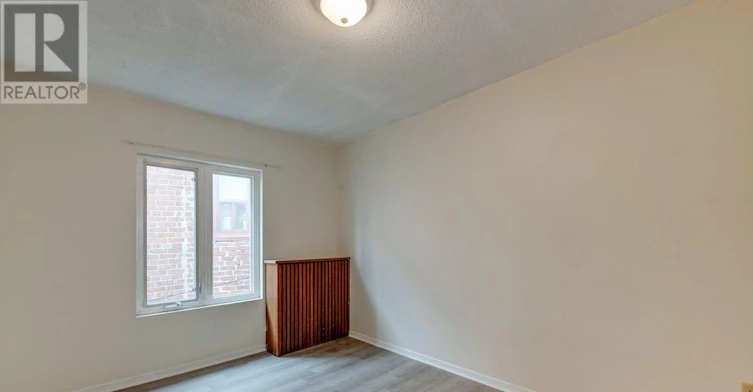 2 UPPER-576 Ossington Avenue S, Toronto, ON, M6G 3T5 - 11
