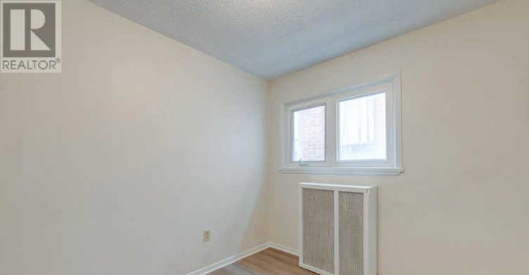 2 UPPER-576 Ossington Avenue S, Toronto, ON, M6G 3T5 - 9