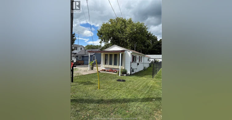 64 County 50 Road, Essex, ON, N0R 1G0