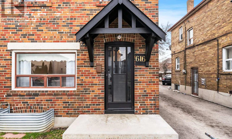 616 Old Weston Road