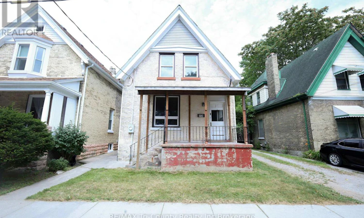 358 Glebe Street E