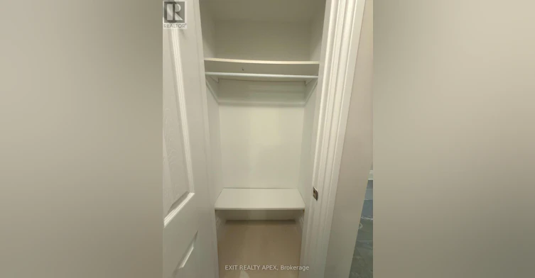 11 Uno Drive, Toronto, ON, M8Z 3N7 - 7