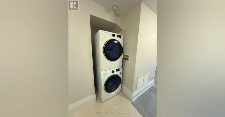 11 Uno Drive, Toronto, ON, M8Z 3N7 - 6