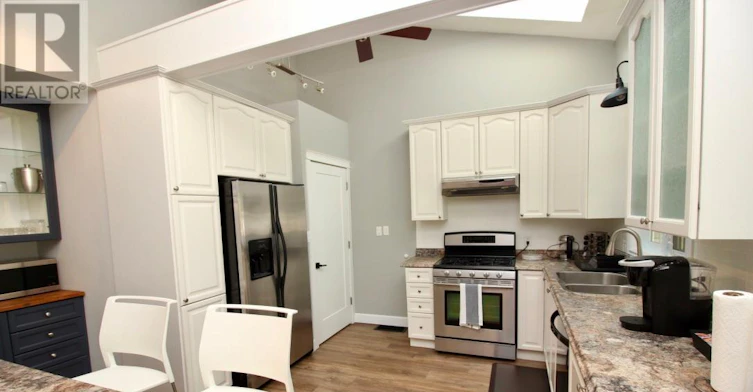 4636 Belfast Avenue, Niagara Falls, ON, L2H 1P3 - 4