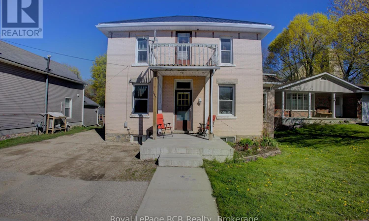 145 Frederick Street E