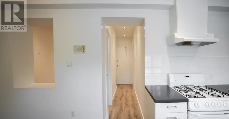 2-8 Brookmount Road, Toronto, ON, M4L 3N1 - 9