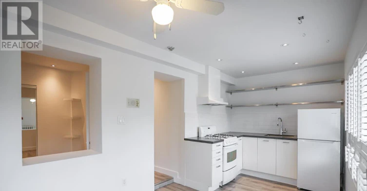 2-8 Brookmount Road, Toronto, ON, M4L 3N1 - 8