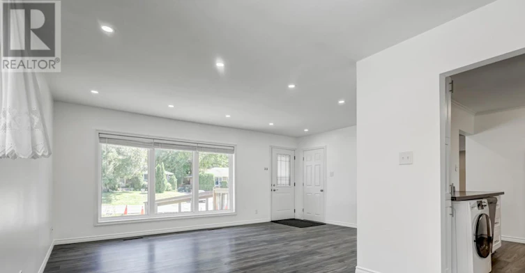 130 North Street W, Orillia, ON, L3V 3S8 - 8