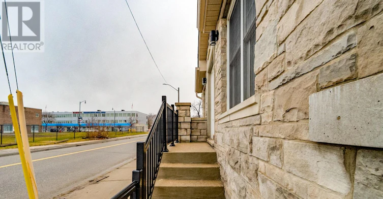 MAIN-6 Trueman Street, Brampton, ON, L6W 3A8 - 24