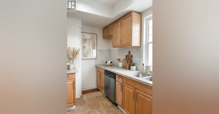 MAIN-6 Trueman Street, Brampton, ON, L6W 3A8 - 4