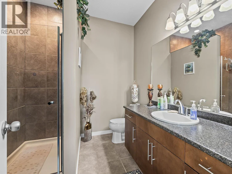 4002 25 Street, Vernon, BC, V1T 4R7 - 17