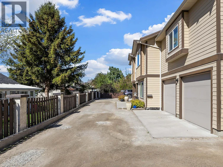 4002 25 Street, Vernon, BC, V1T 4R7 - 2
