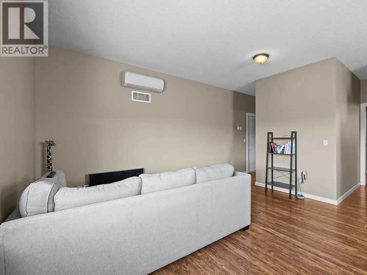 4002 25 Street, Vernon, BC, V1T 4R7 - 38
