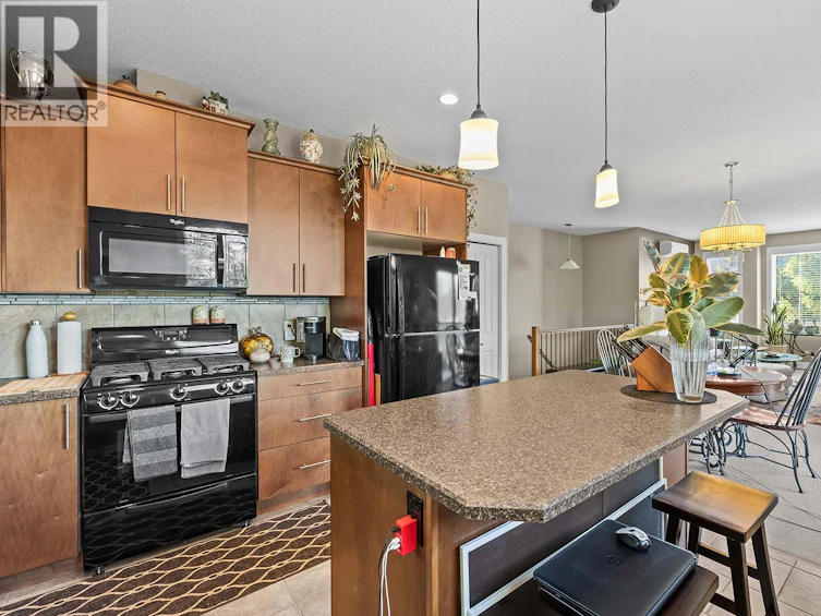 4002 25 Street, Vernon, BC, V1T 4R7 - 6