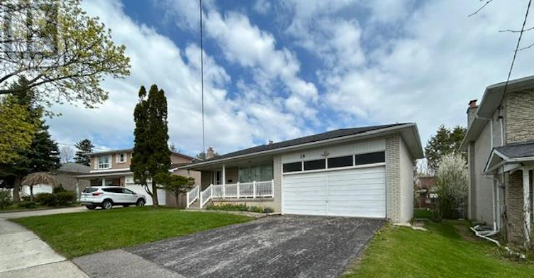 19 Sandbourne Crescent, Toronto, ON, M2L 3A5 - 3