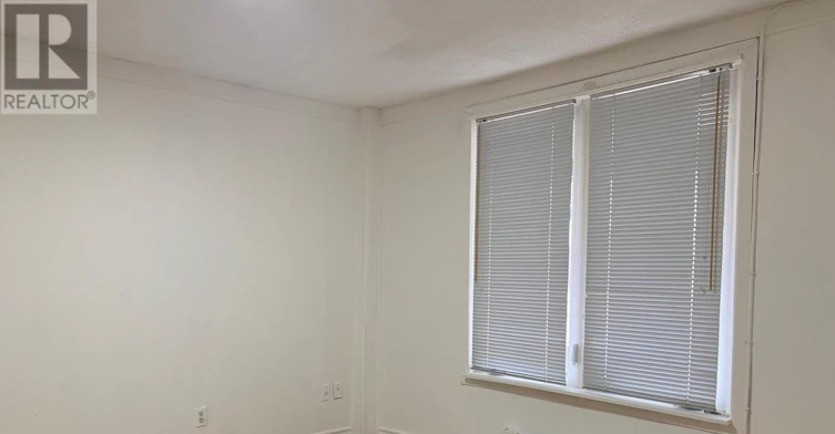 4744 Park Street, Niagara Falls, ON, L2E 2R1 - 5