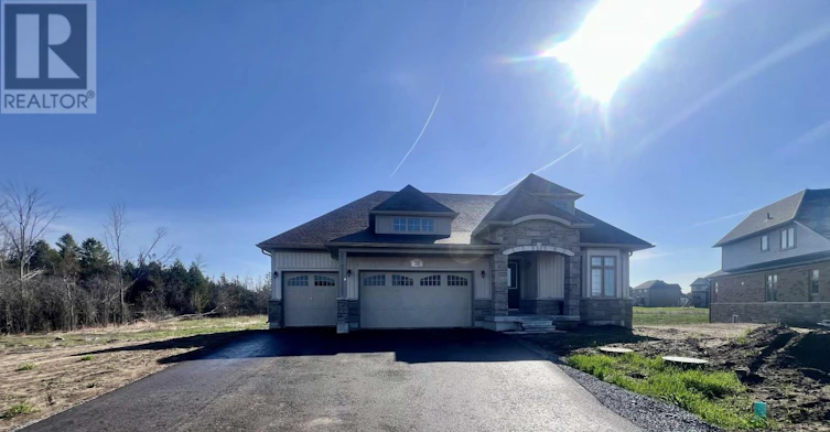35 East Vista Terrace, Quinte West, ON, K0K 1L0 - 2