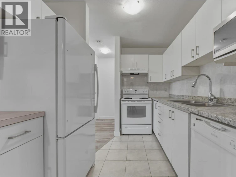 211-4305 Bellevue Drive, Vernon, BC, V1T 9J2 - 8