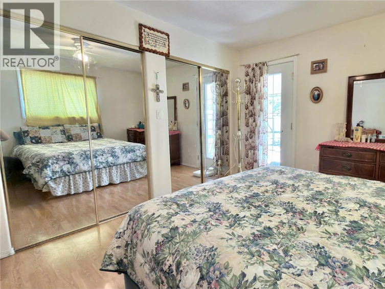 816 Division Street, Midway, BC, V0H 1M0 - 35