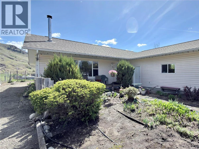 816 Division Street, Midway, BC, V0H 1M0 - 11