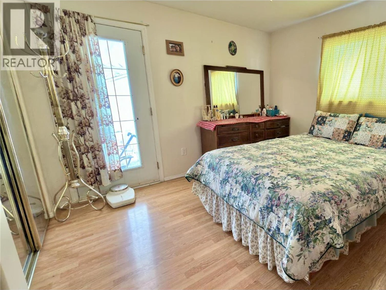816 Division Street, Midway, BC, V0H 1M0 - 36