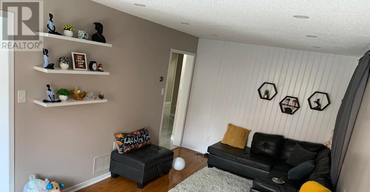 108 Michigan Avenue, Brampton, ON, L6Y 4N6 - 3